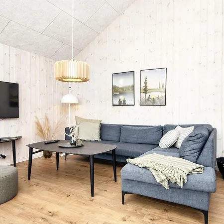 Luxury Family Retreat - By Traum