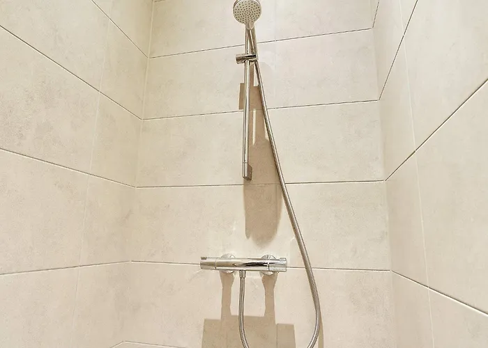 Luxury Family Retreat - By Traum Дом отдыха *