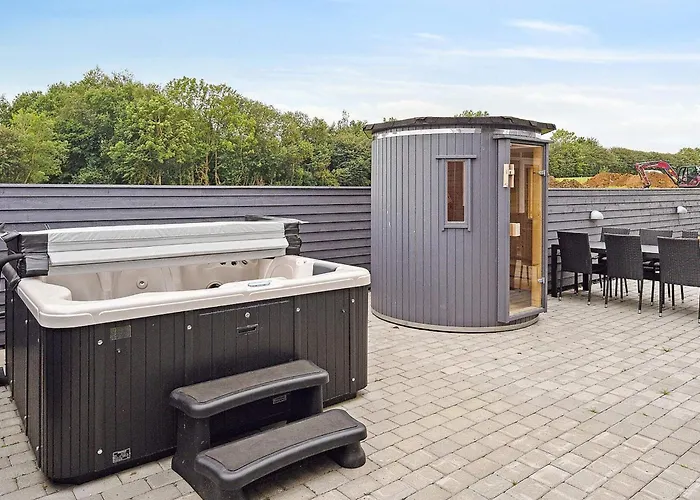 Дом отдыха Luxury Family Retreat - By Traum Бёркоп